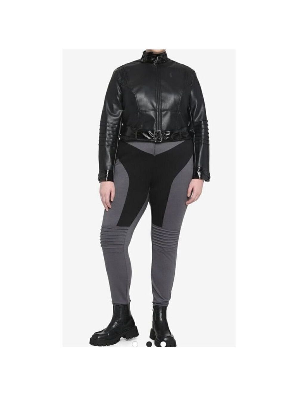 The Batman Catwoman Faux Leather Jacket and Cosplay Leggings Set - Plus Size 1X